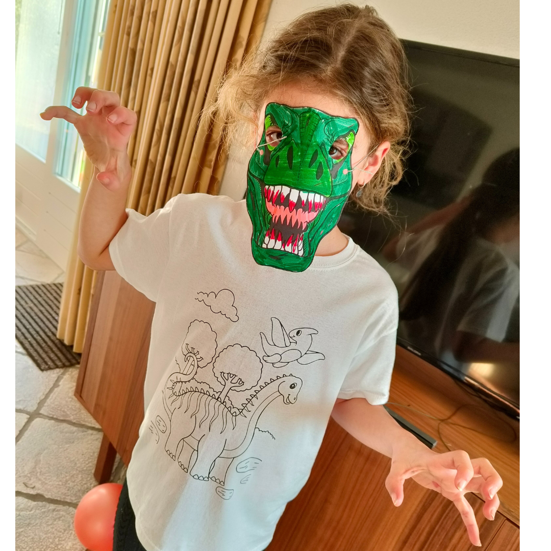 Dino masker en t-shirt voor kinderfeestjes